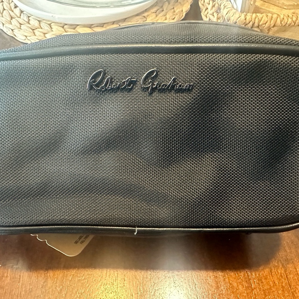 Robert Graham Hydrus Max Black Designer Unisex Toiletry Essential Travel Bag